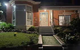 Oakleigh House